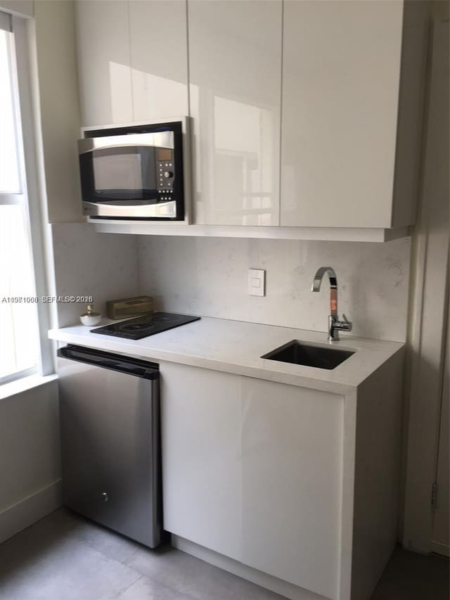 119 Menores Avenue 8A, Coral Gables, FL 33134