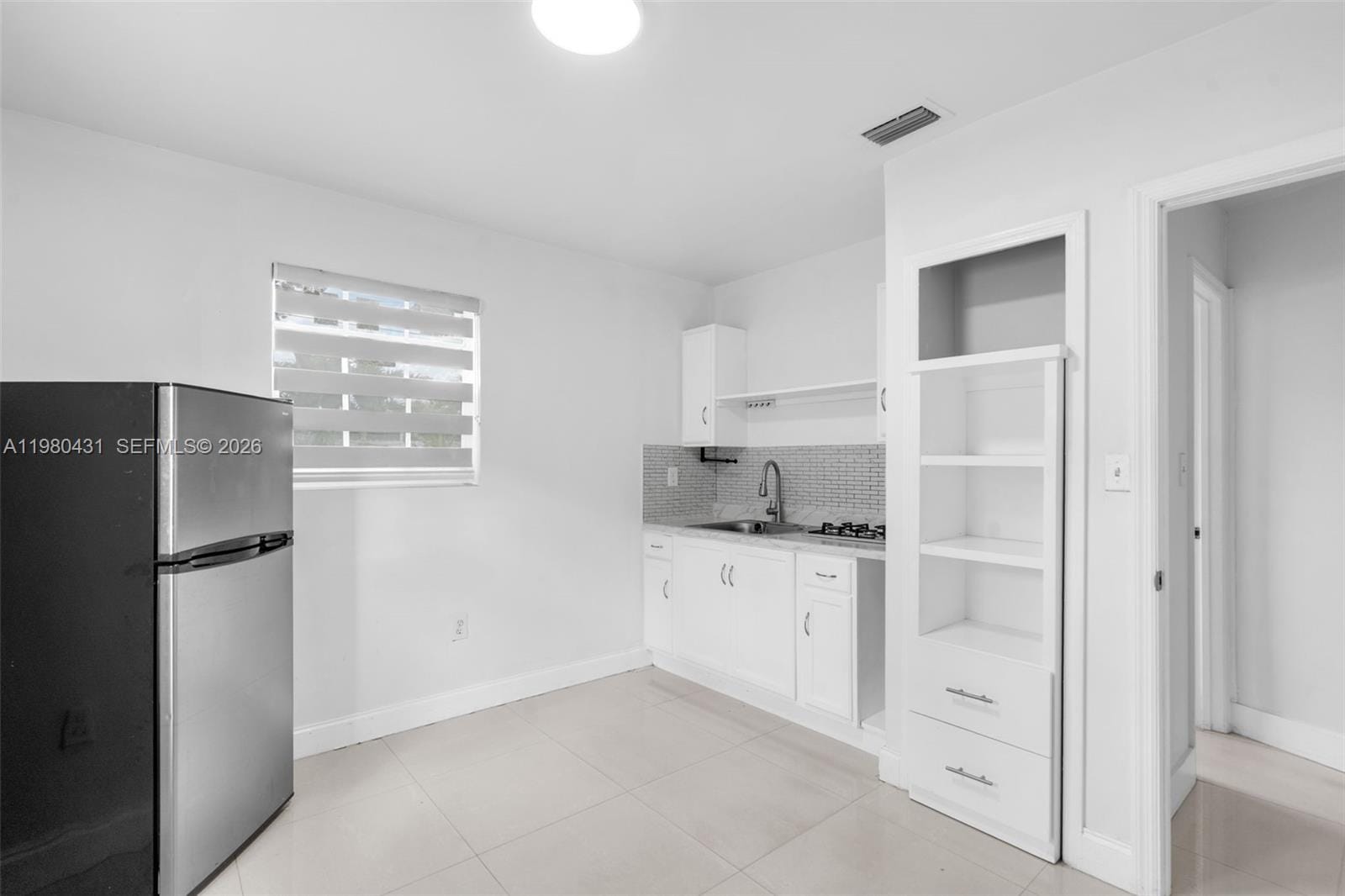 1210 N 71st Avenue, Hollywood, FL 33024 photo 11