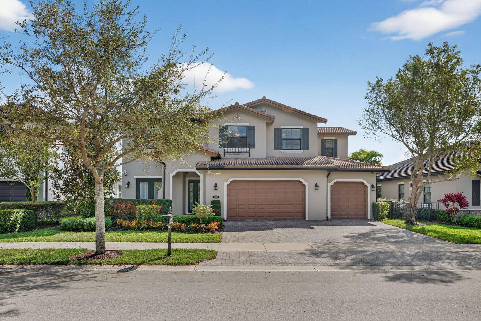 8520 Watercrest Circle W, Parkland, FL 33076 photo 2
