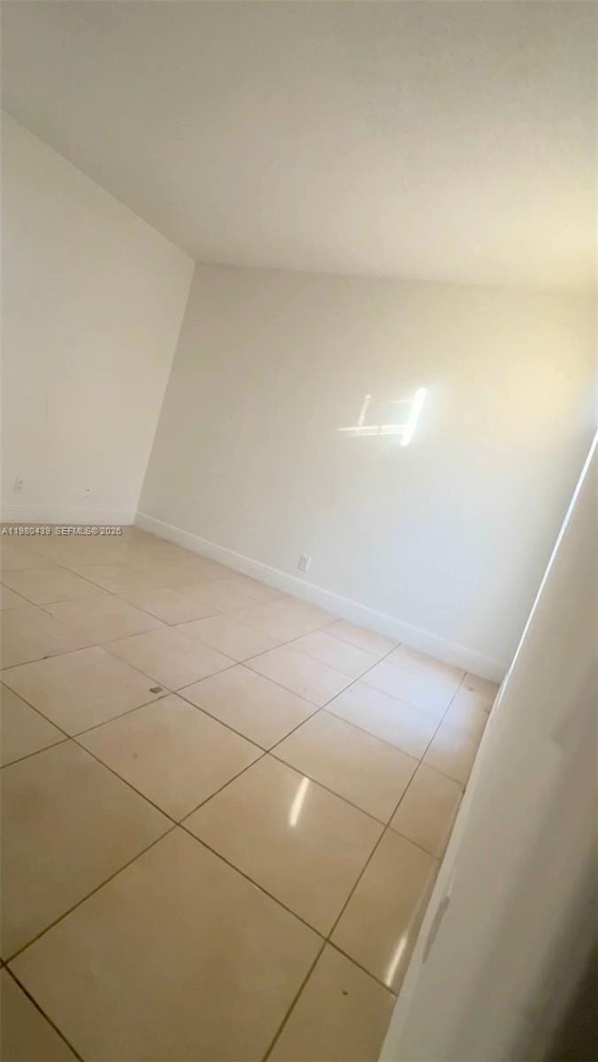 4435 Treehouse Lane H — photo 12