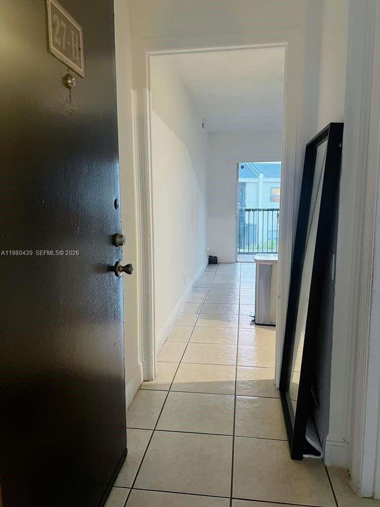 4435 Treehouse Lane H — photo 5