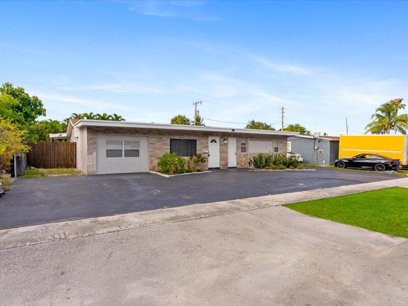 311 W Sample Road, Deerfield Beach, FL 33064, Deerfield Beach