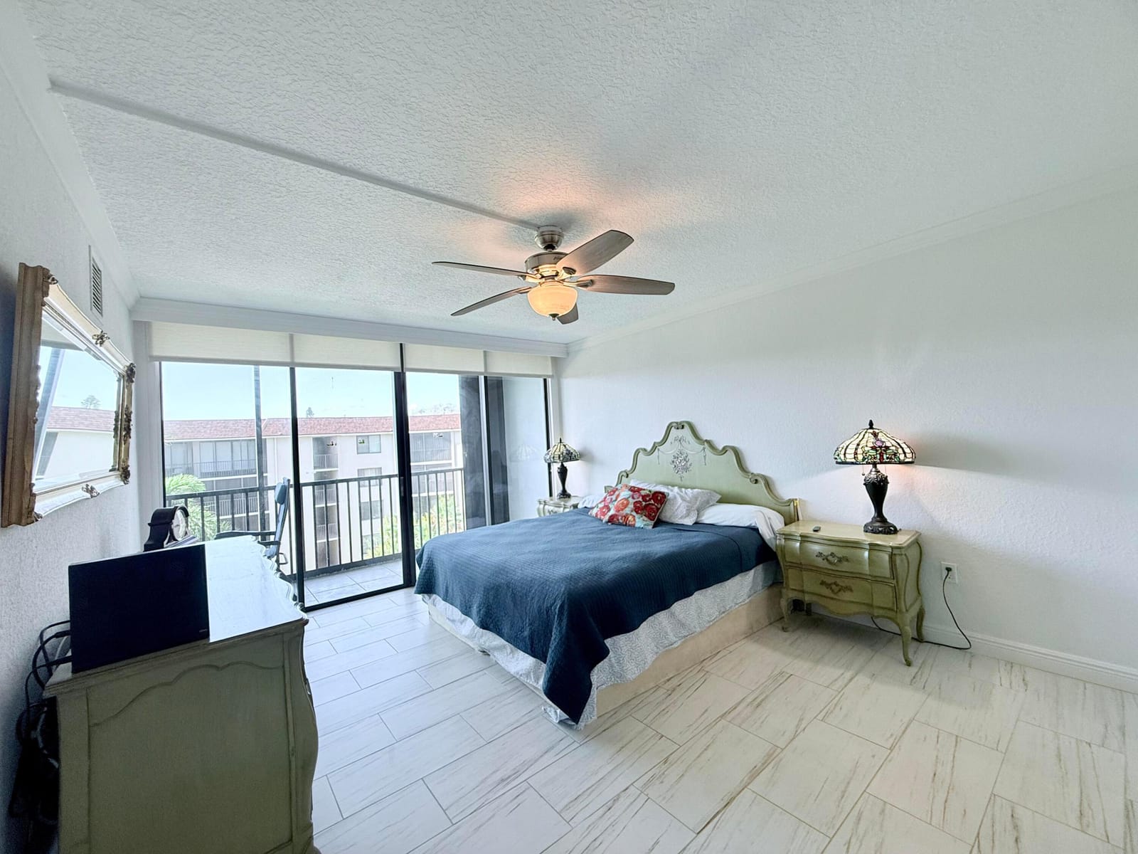 2424 N Federal Highway 407 — photo 8