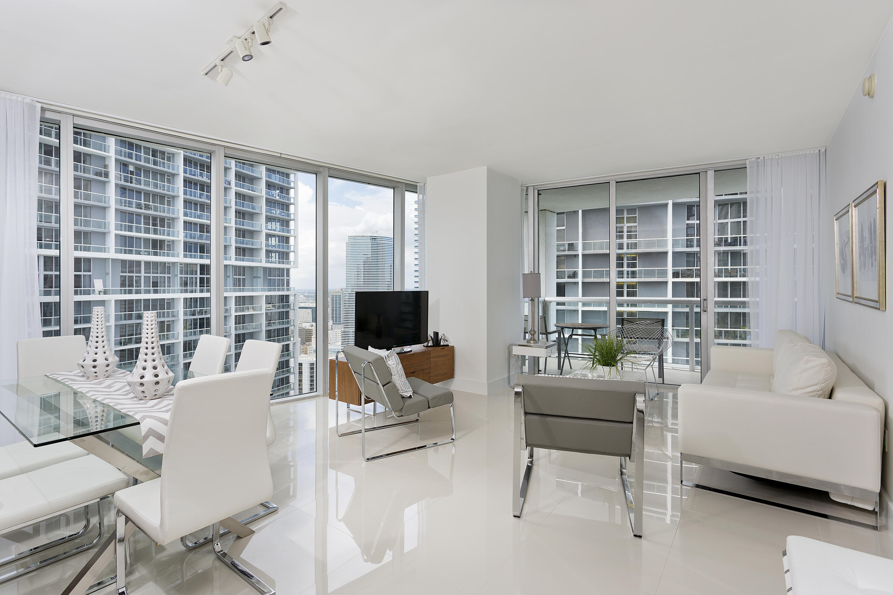 495 Brickell Avenue 4010, Miami, FL 33131, Miami