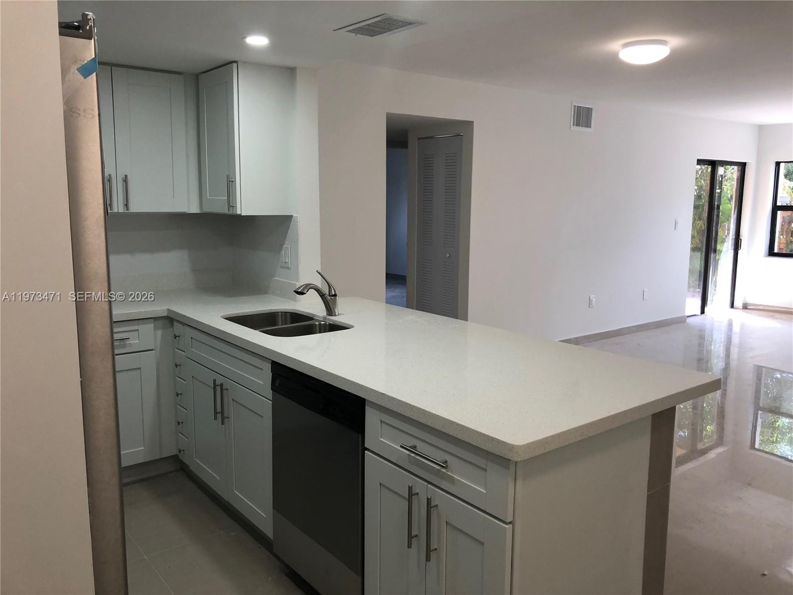 8883 Fontainebleau Boulevard 101A — photo 2