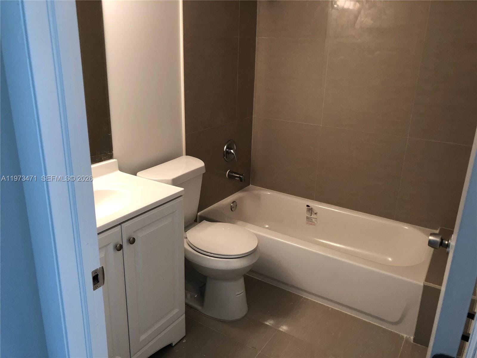 8883 Fontainebleau Boulevard 101A — photo 11