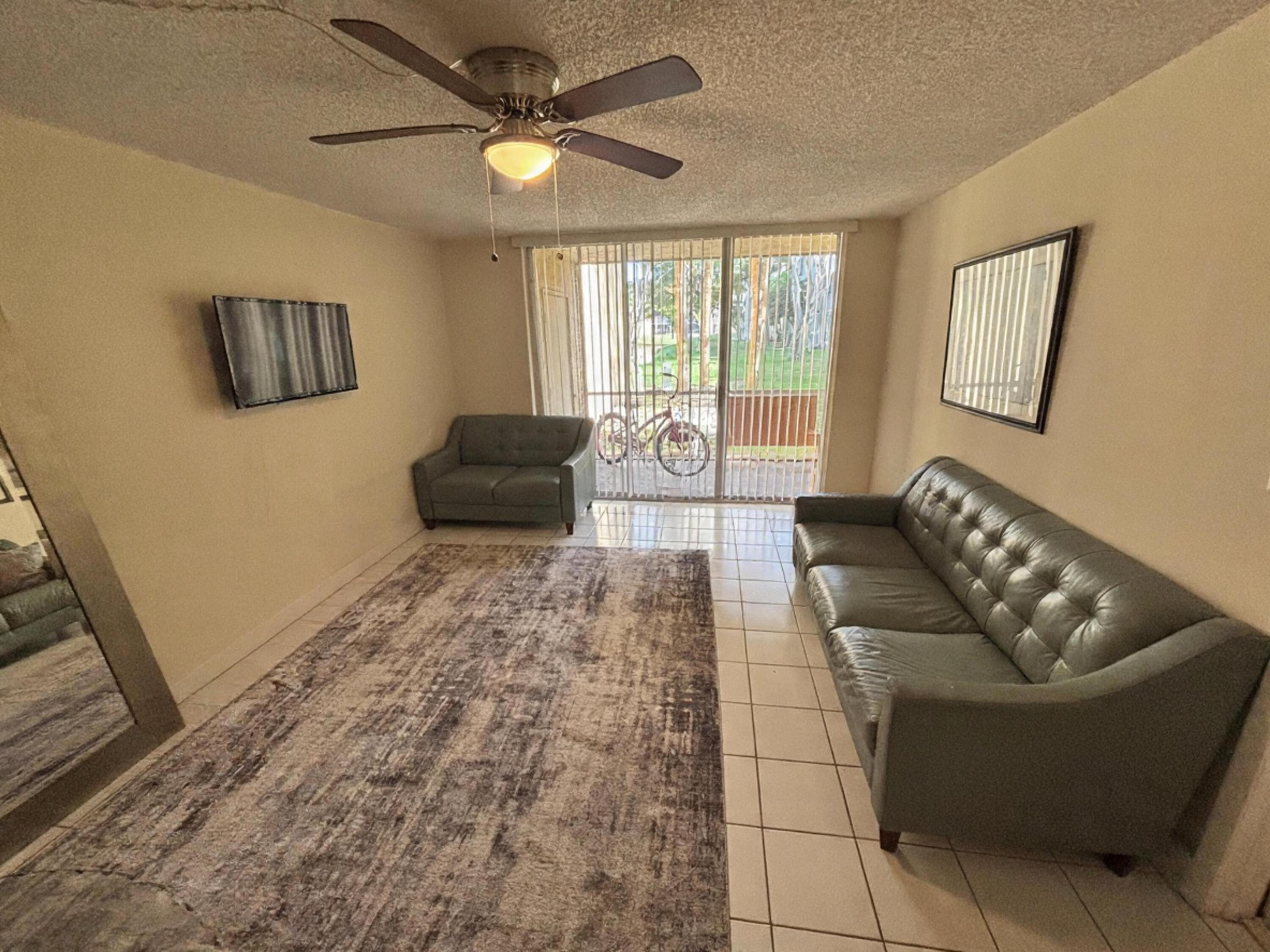 3121 NW 47th Terrace 107, Lauderdale Lakes, FL 33319, Lauderdale Lakes