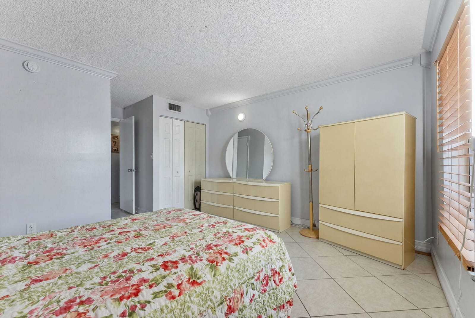1725 W 60th Street F126 — photo 11