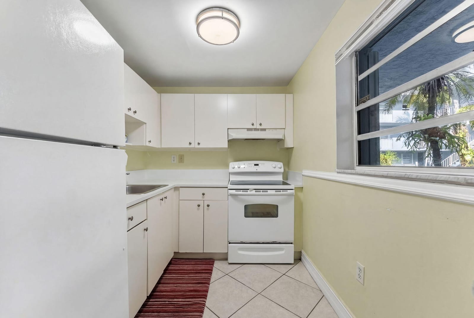 1725 W 60th Street F126 — photo 7