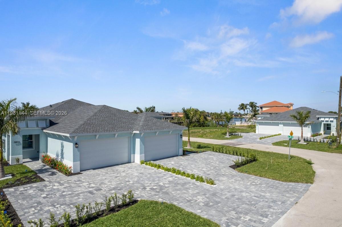 1105 SE 38 Street, Cape Coral, FL 33904