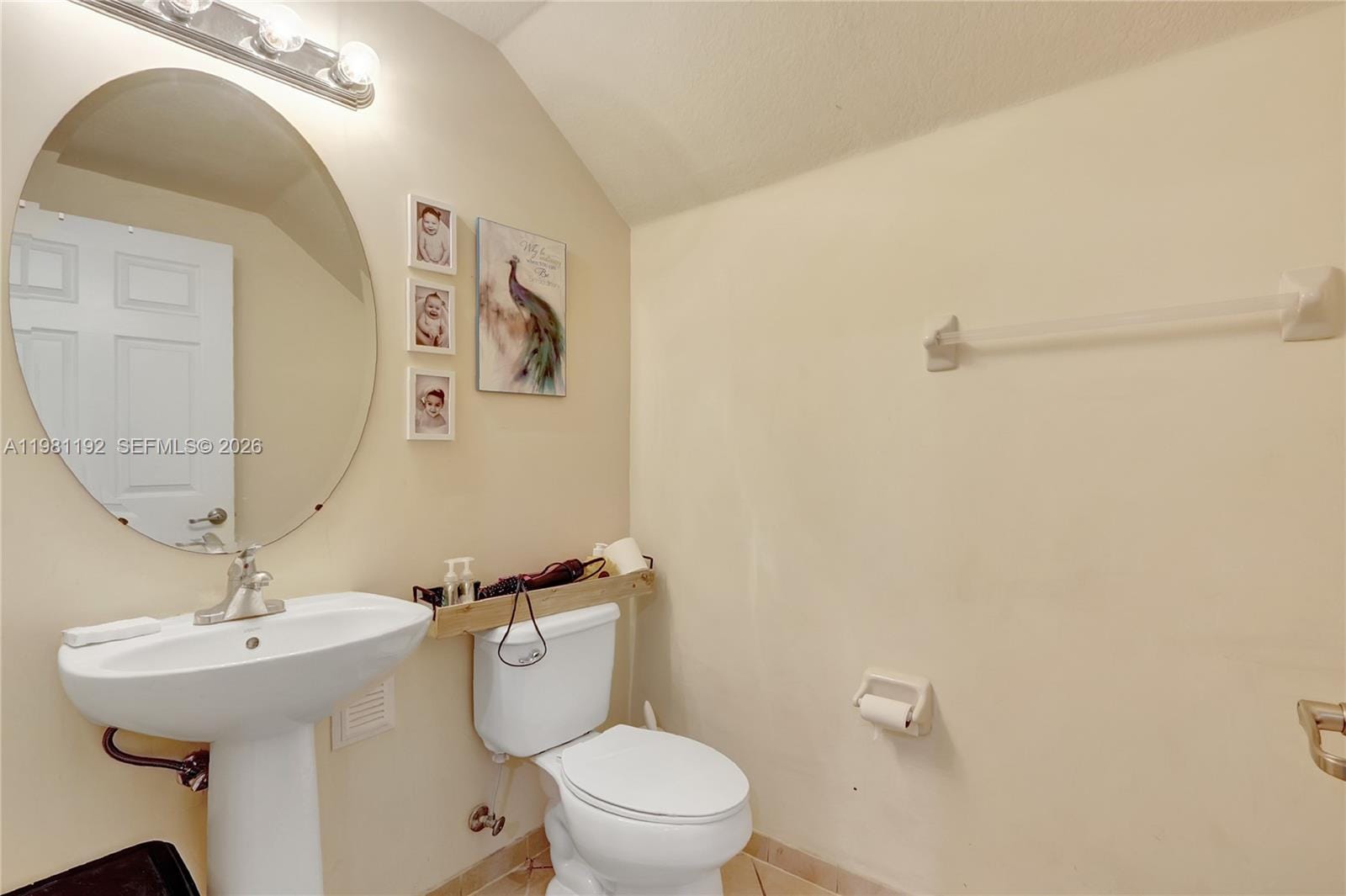 338 NE 37th Avenue — photo 8