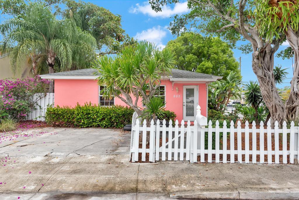 802 N J Street, Lake Worth Beach, FL 33460, Lake Worth Beach