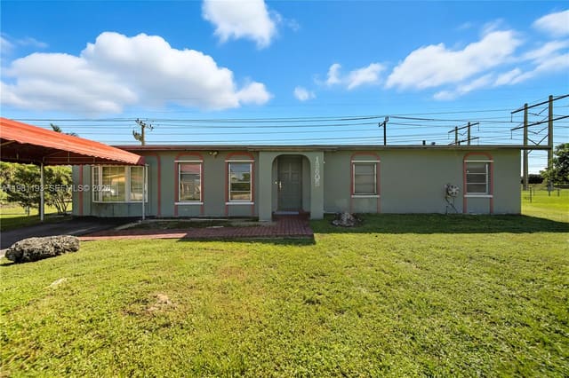 13605 SW 73rd Terrace, Miami, FL 33183