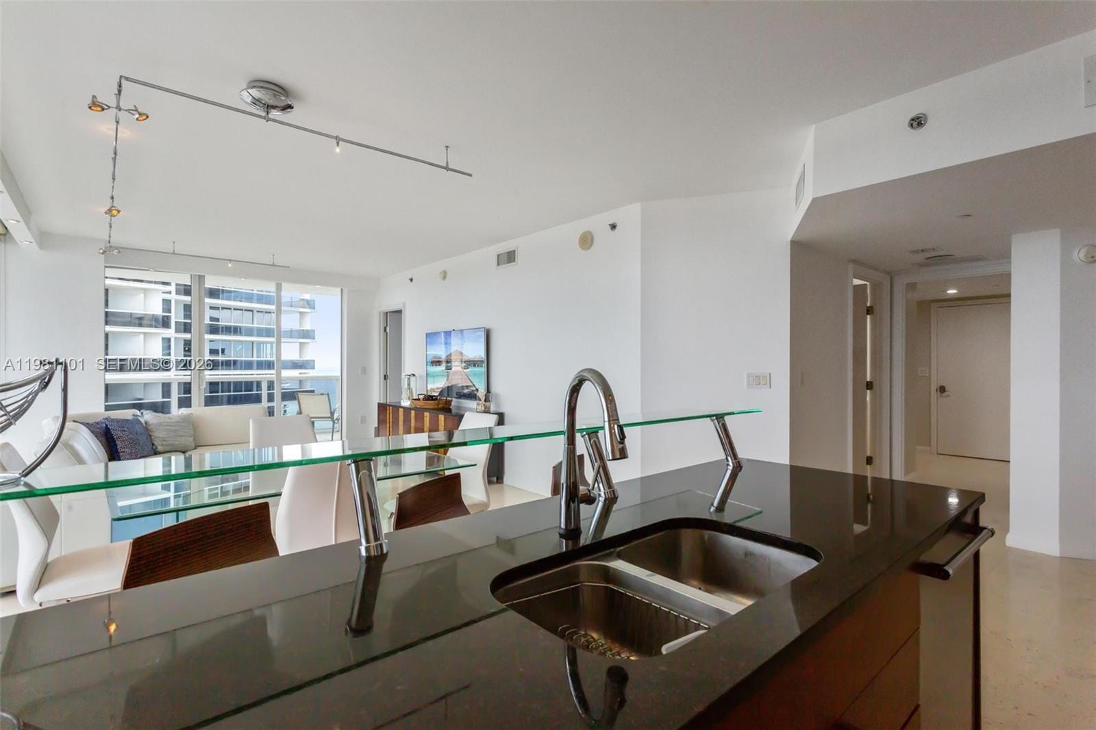 1830 S Ocean Drive 3008 — photo 8