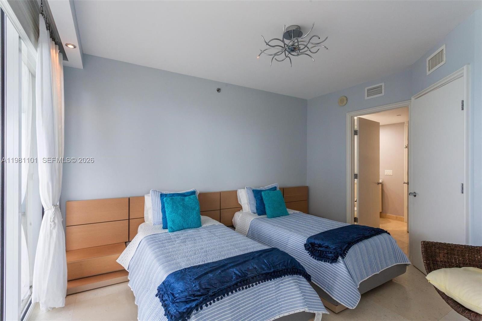 1830 S Ocean Drive 3008 — photo 10