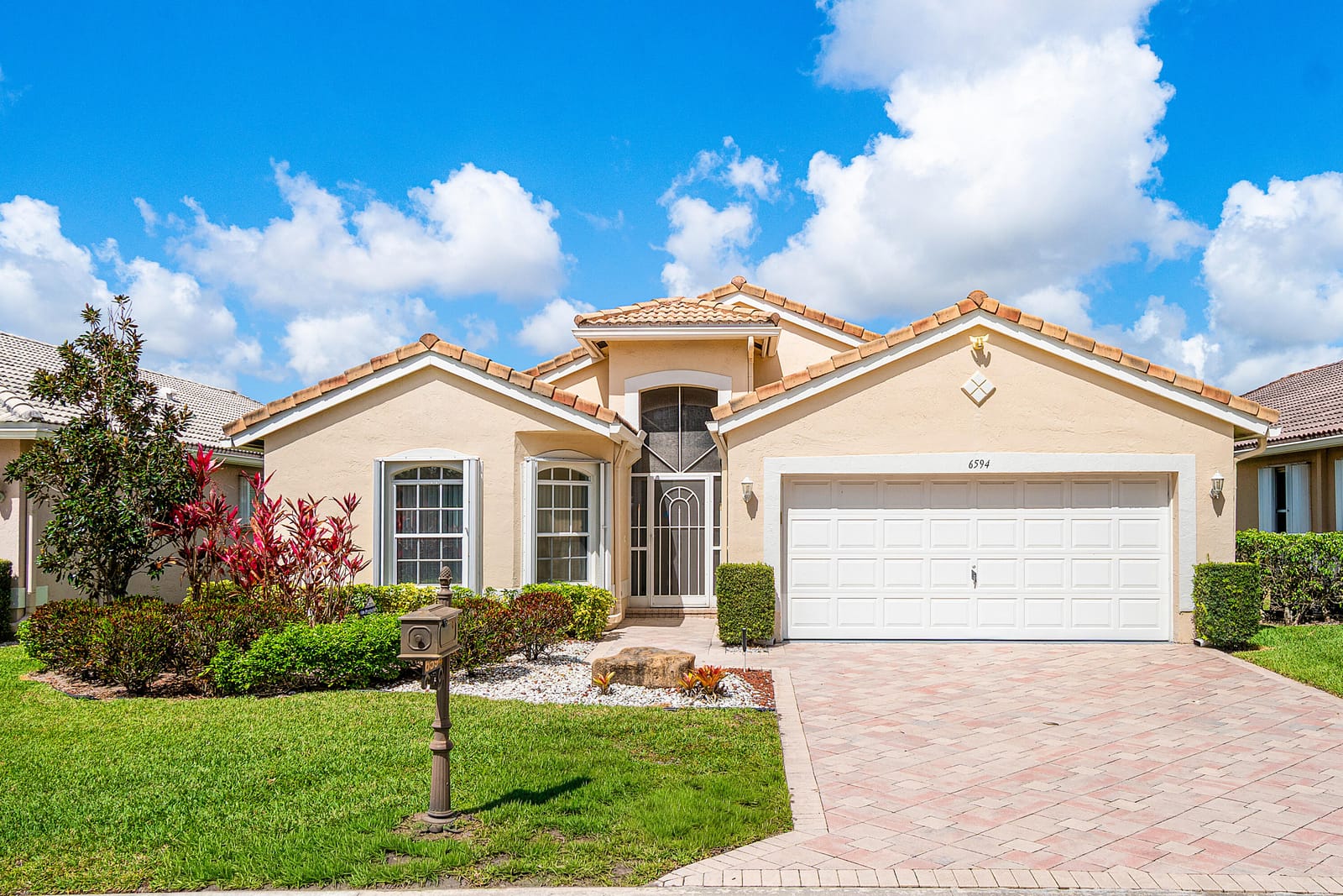 6594 Sun River Road, Boynton Beach, FL 33437 photo 1