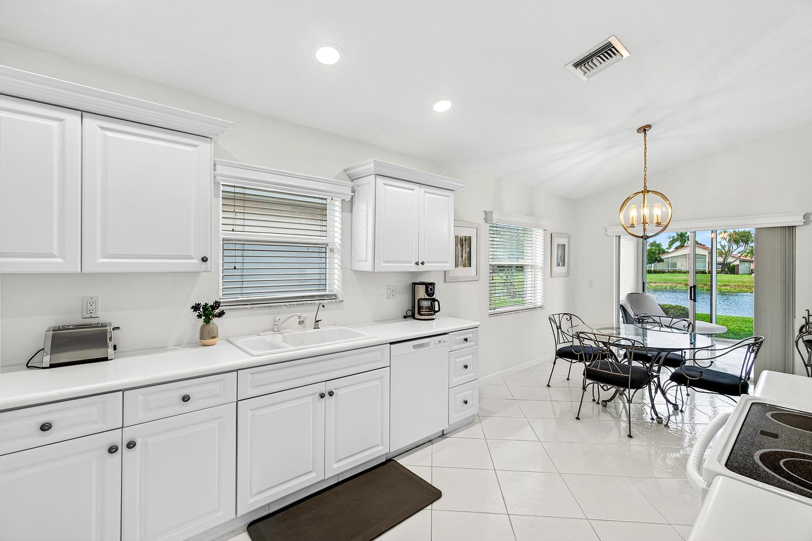 6594 Sun River Road, Boynton Beach, FL 33437 photo 12