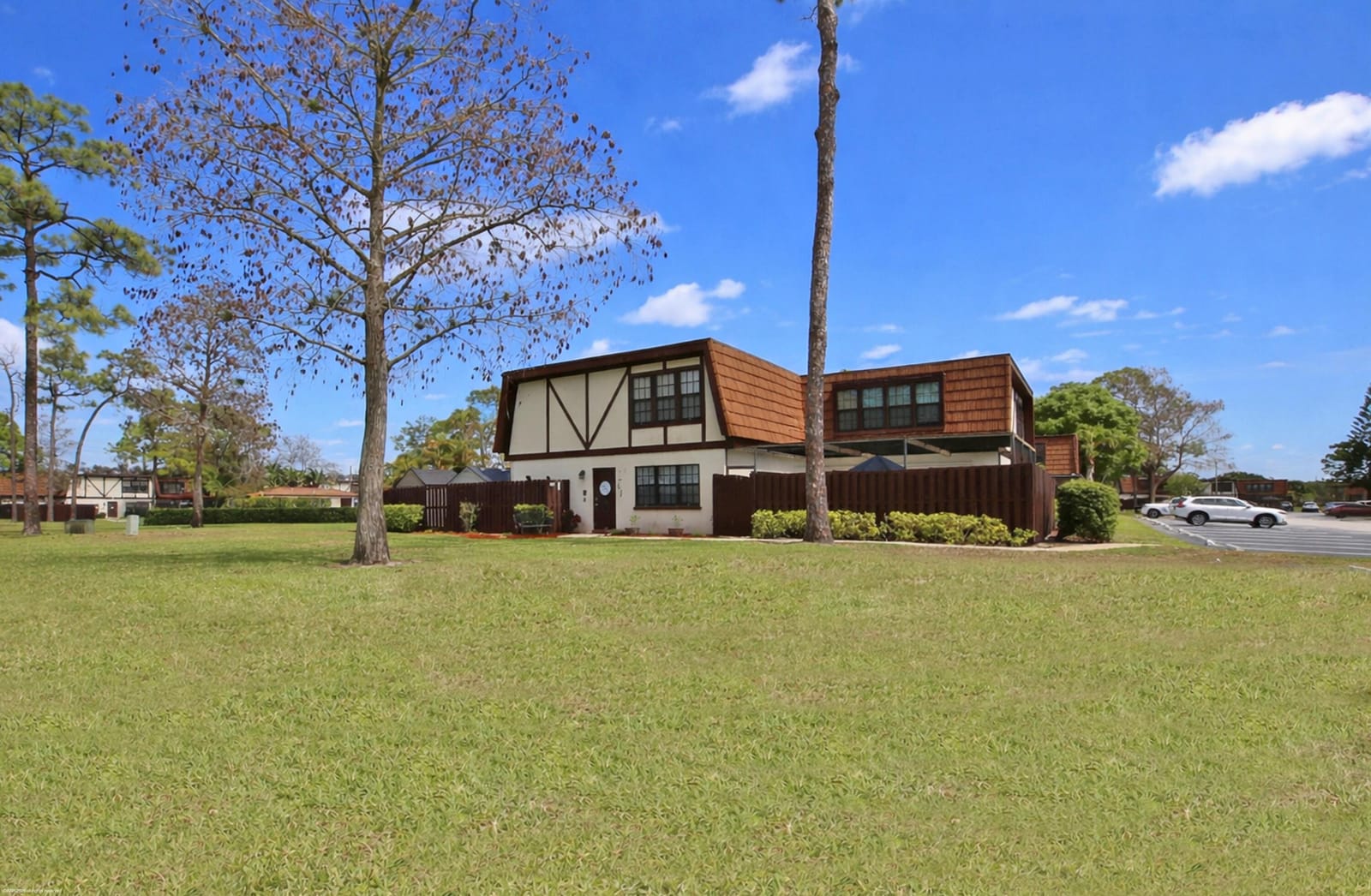 107 Weybridge Circle D — photo 12