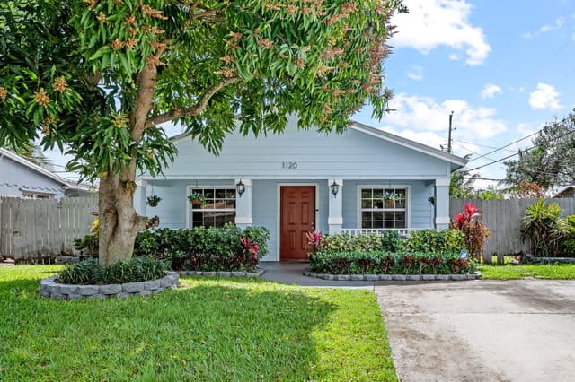 1120 NE 42nd Court, sold in Pine Beach, Pompano Beach, FL