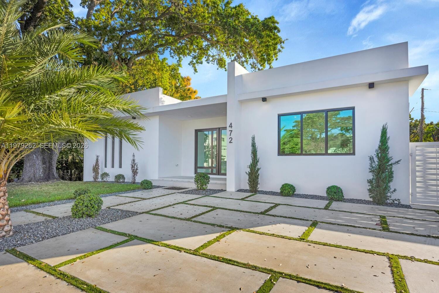 472 S Royal Poinciana Boulevard, Miami Springs, FL 33166