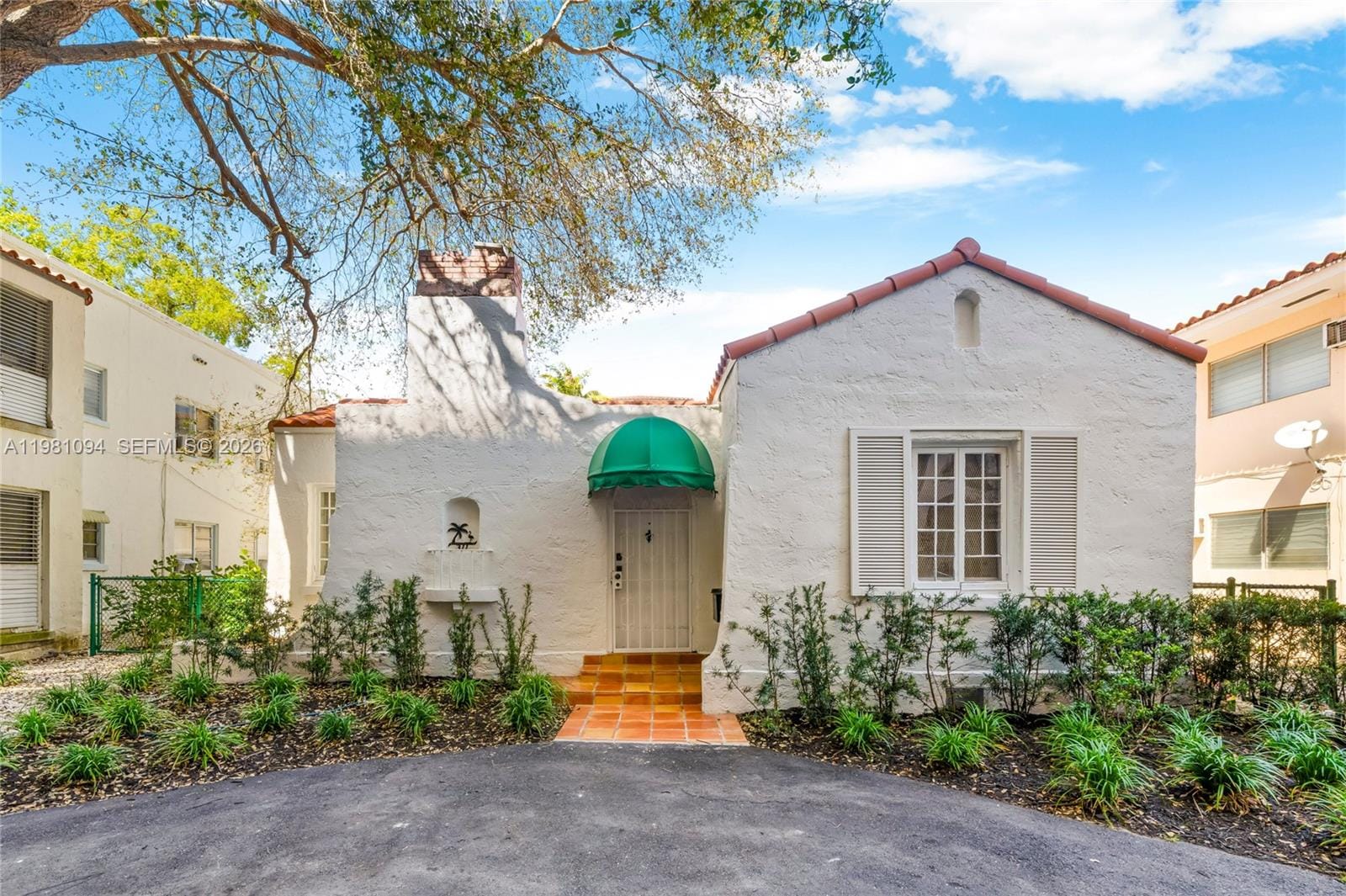 311 Navarre Avenue, Coral Gables, FL 33134 photo 2