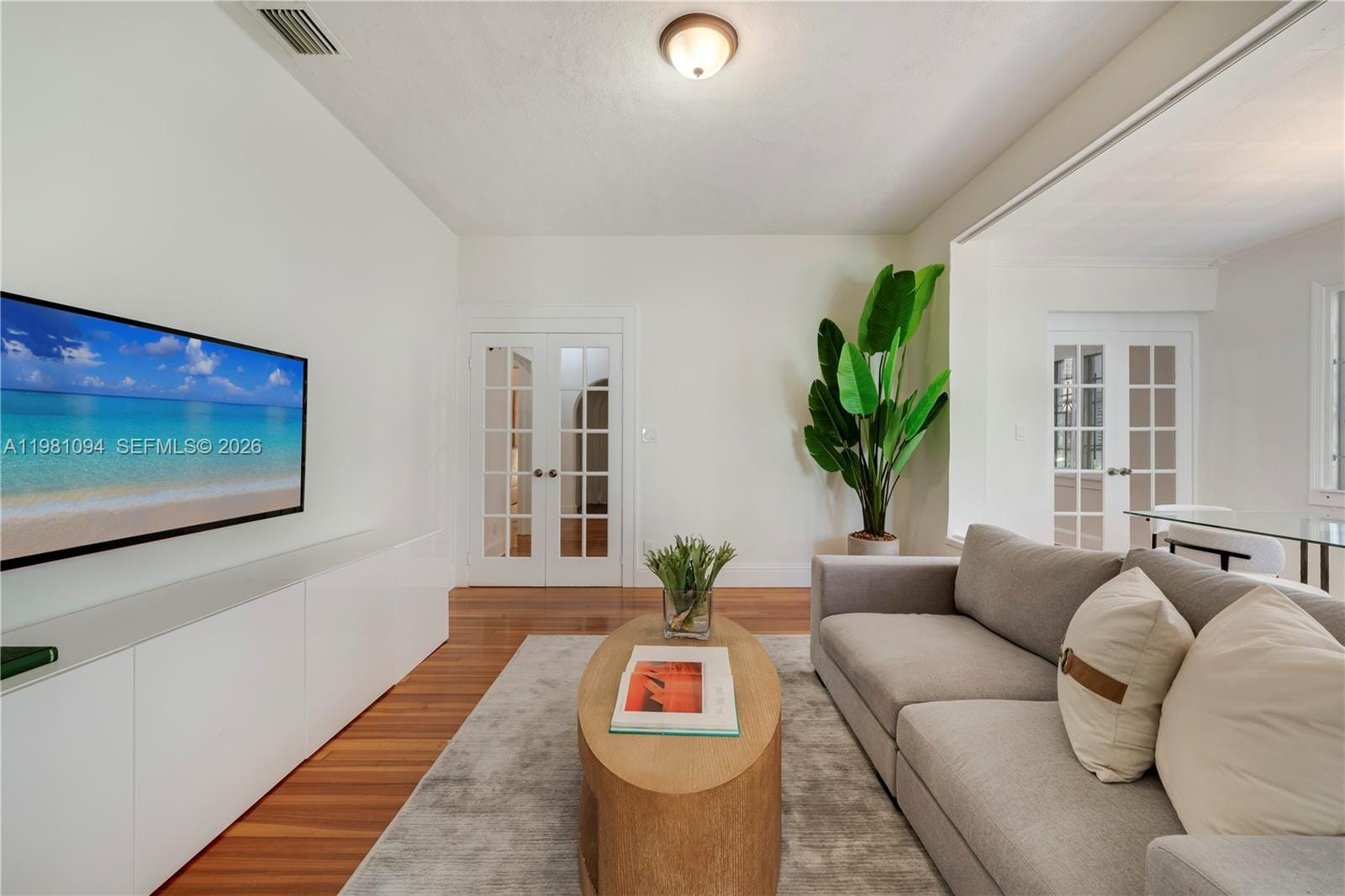 311 Navarre Avenue, Coral Gables, FL 33134 photo 8
