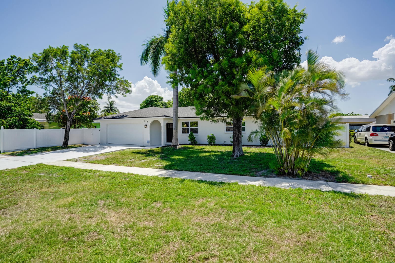 598 Coral Way — photo 2