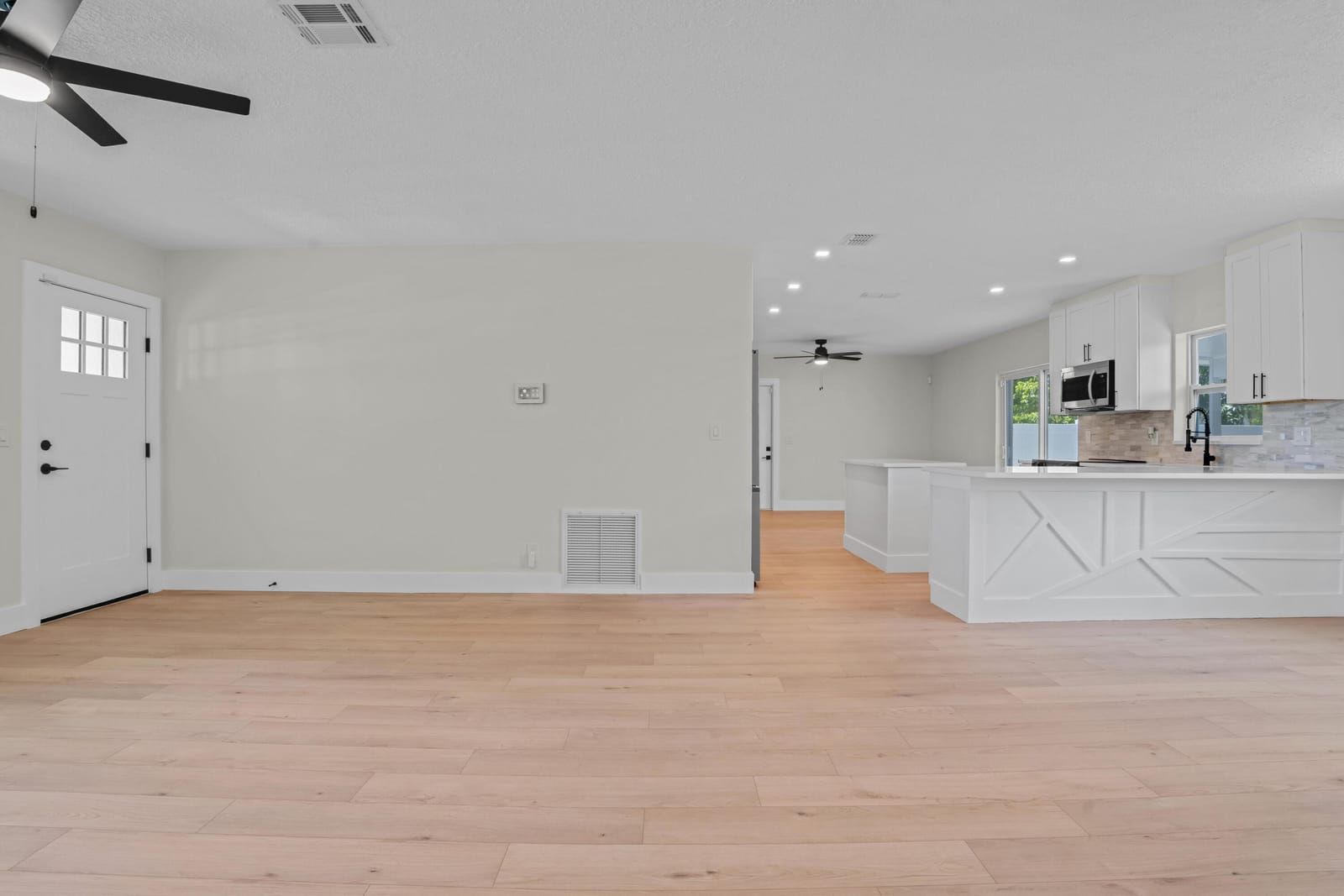 598 Coral Way — photo 7