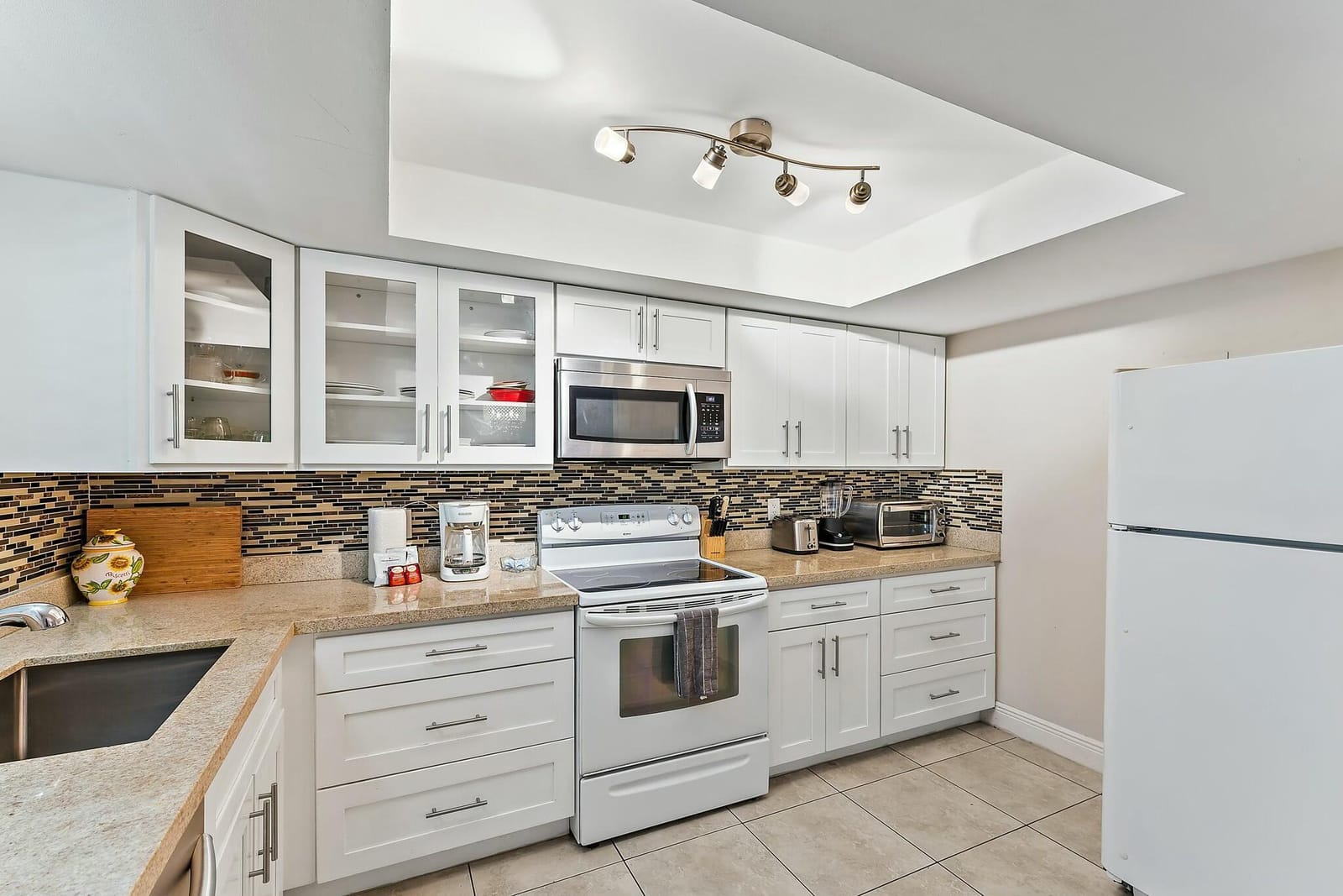 3036 Park Avenue — photo 9