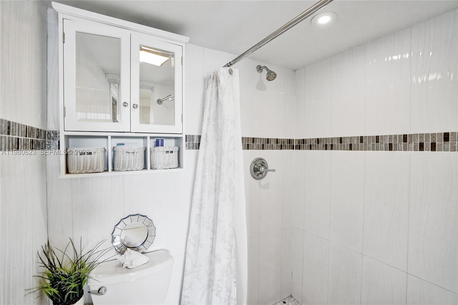 1889 S Ocean Drive 114, Hallandale Beach, FL 33009 photo 23