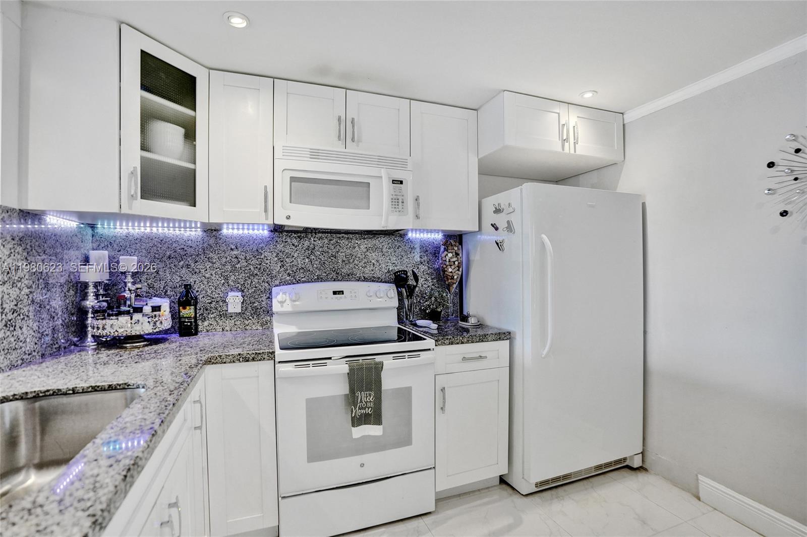 1889 S Ocean Drive 114, Hallandale Beach, FL 33009 photo 27