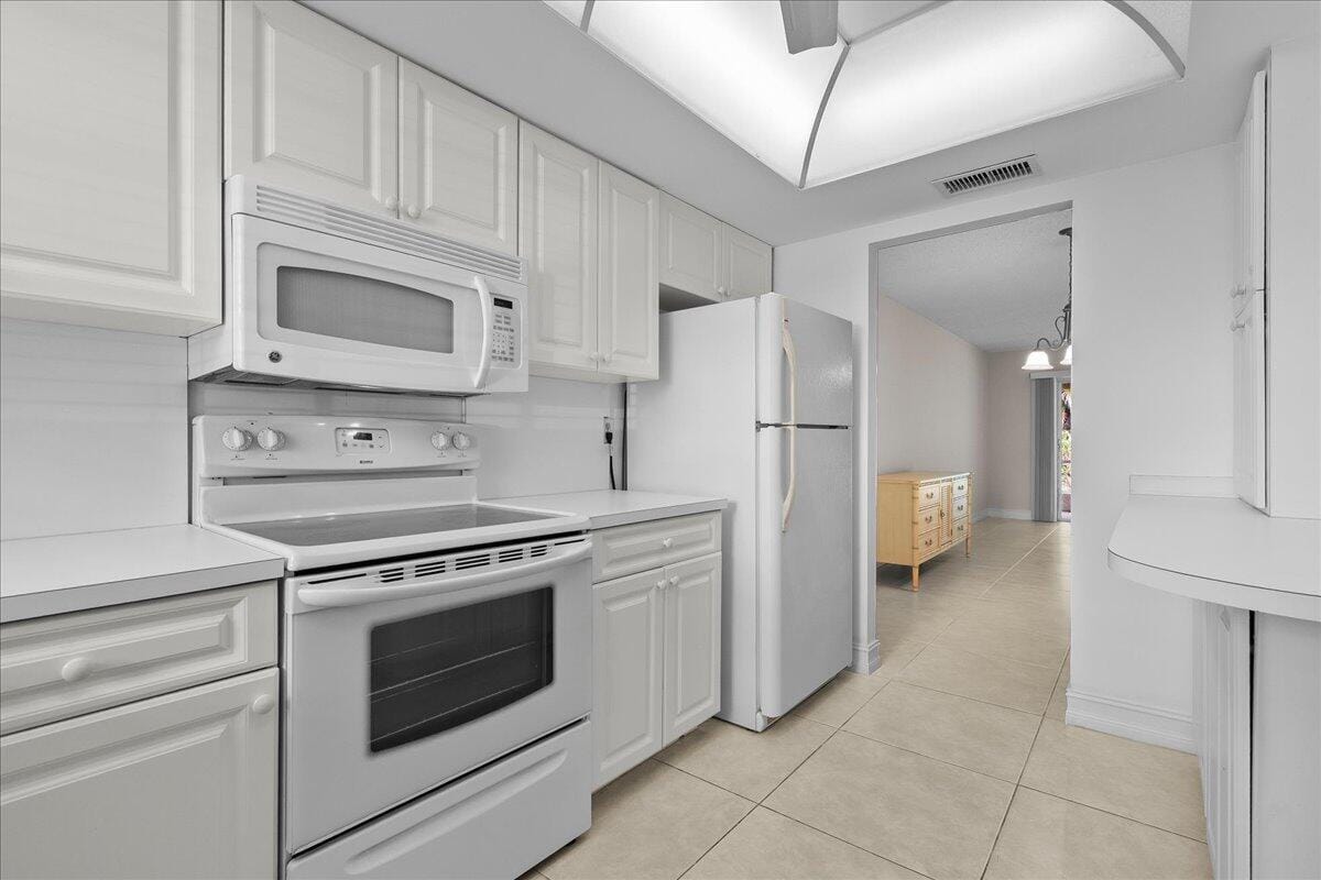 1251 SE Sugar Sands Boulevard 121 — photo 12