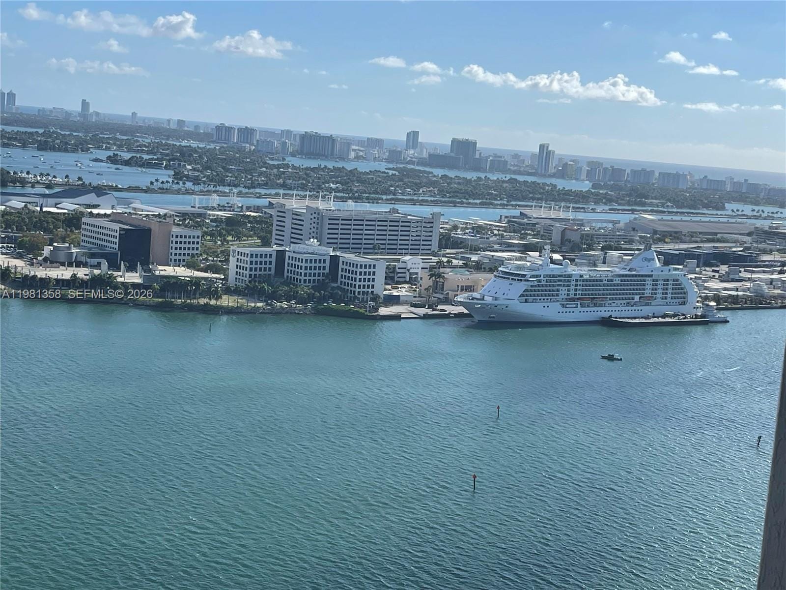 335 S Biscayne Boulevard 3610, Miami, FL 33131 photo 22