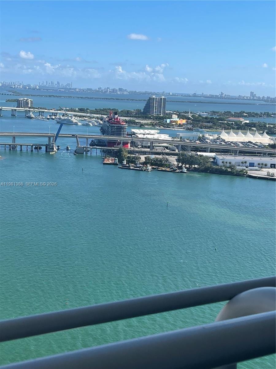 335 S Biscayne Boulevard 3610, Miami, FL 33131 photo 24