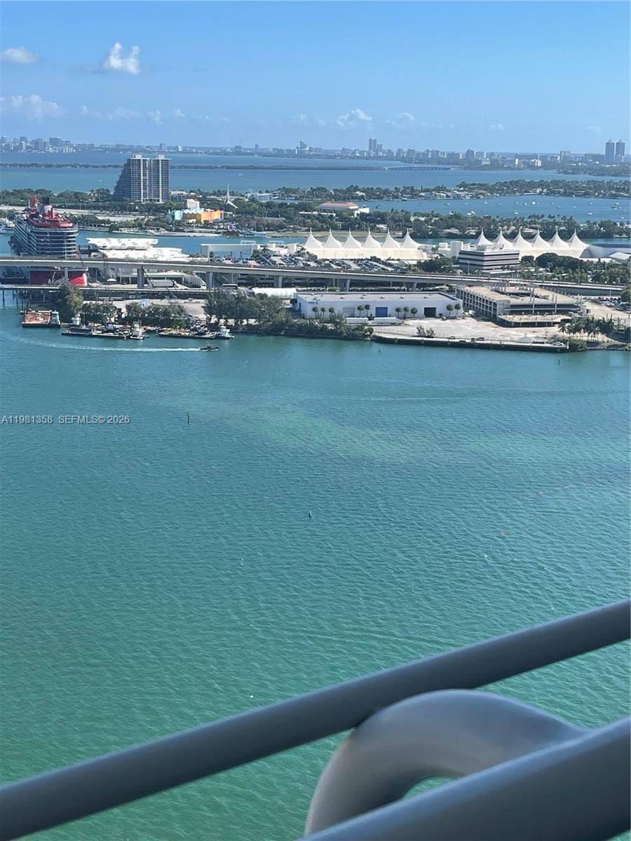 335 S Biscayne Boulevard 3610, Miami, FL 33131 photo 27