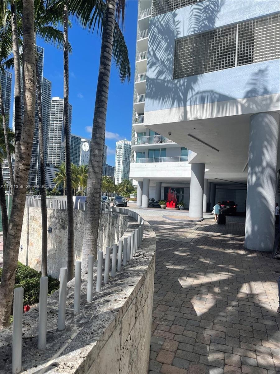 335 S Biscayne Boulevard 3610, Miami, FL 33131 photo 29