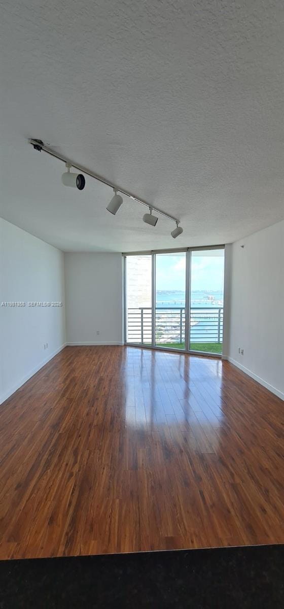 335 S Biscayne Boulevard 3610 — photo 9