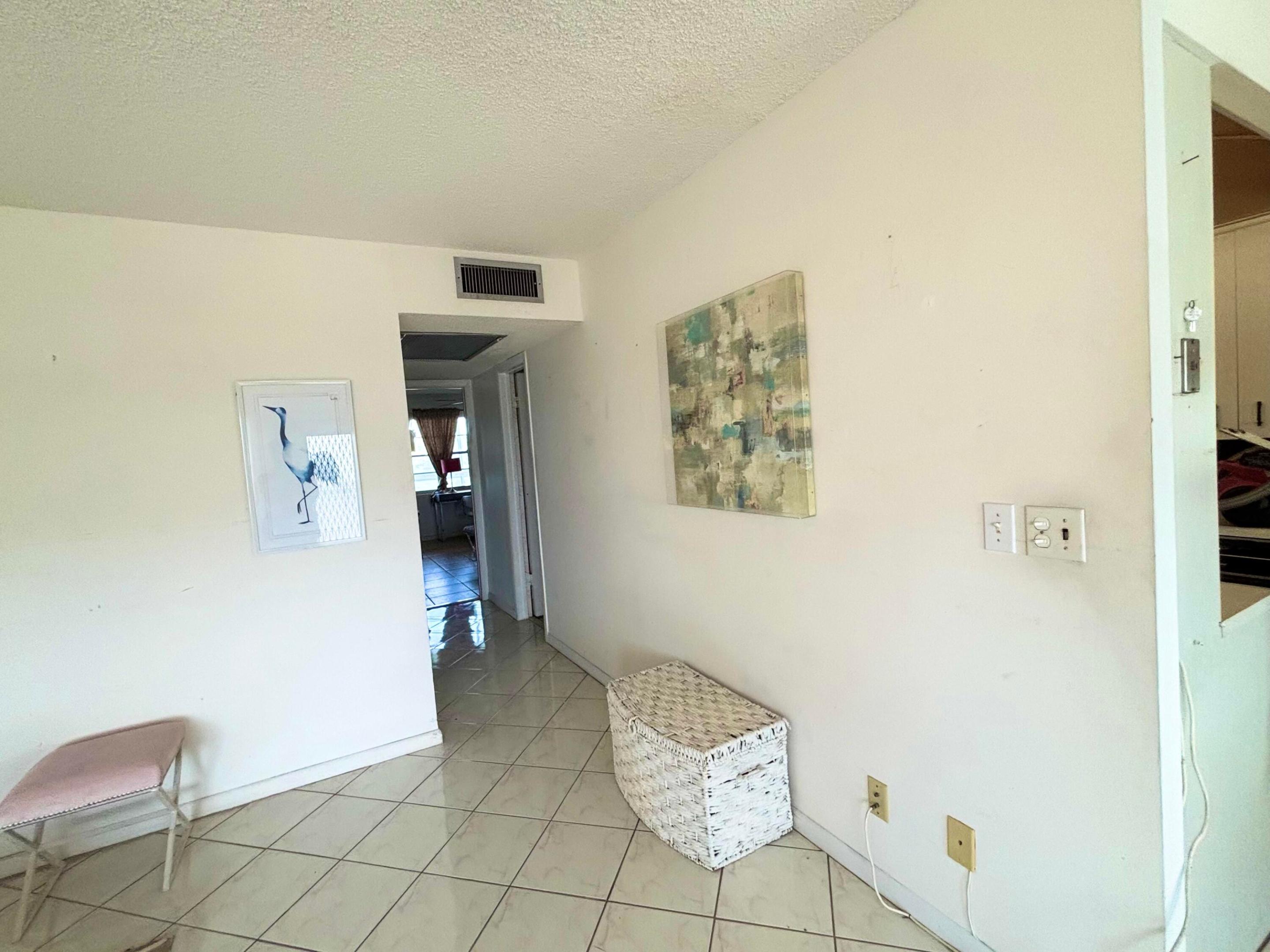 4015 Oakridge A 4015 — photo 11