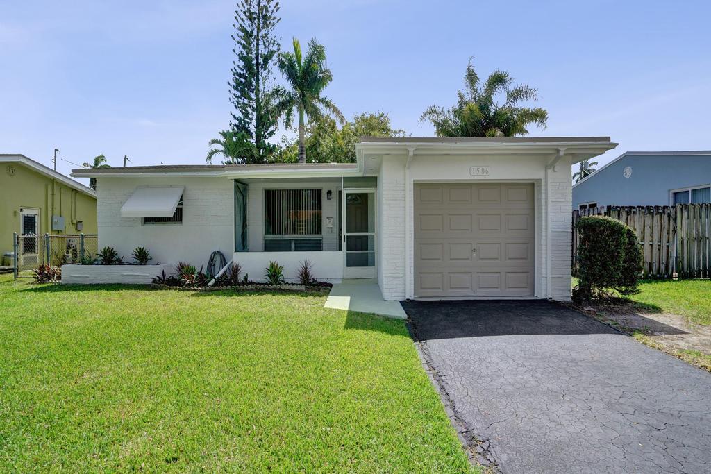 1506 Cleveland Street, Hollywood, FL 33020, Hollywood