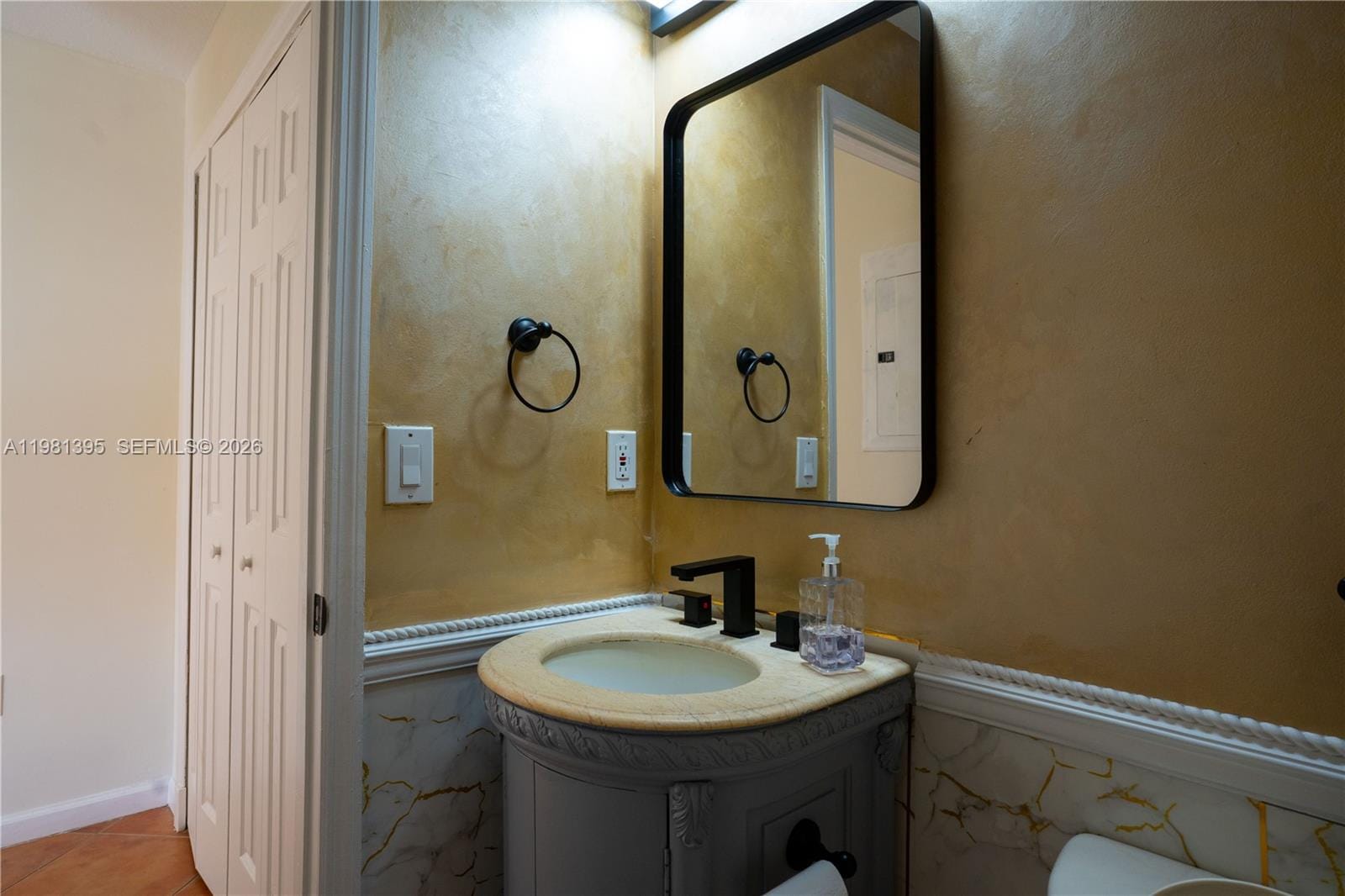 8520 NW 139th Terrace 1607, Miami Lakes, FL 33016 photo 21