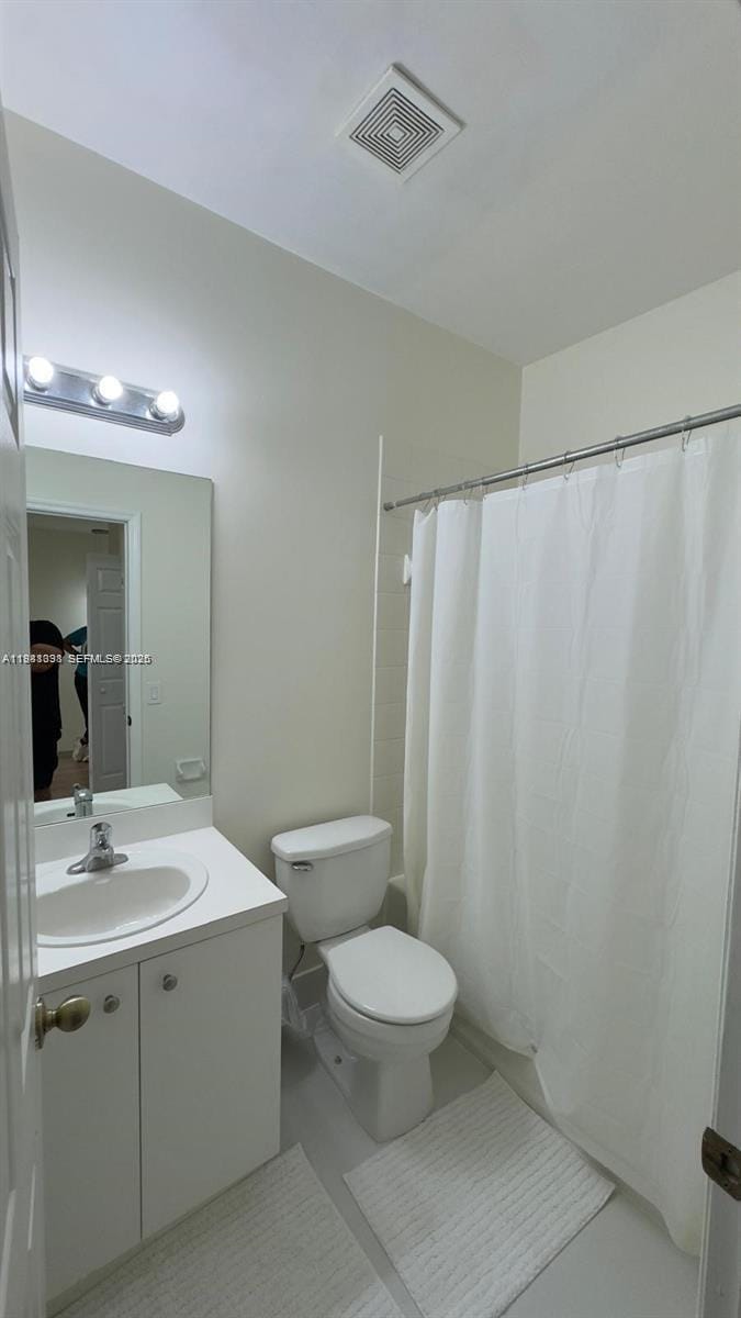 949 NE 42nd Avenue — photo 8