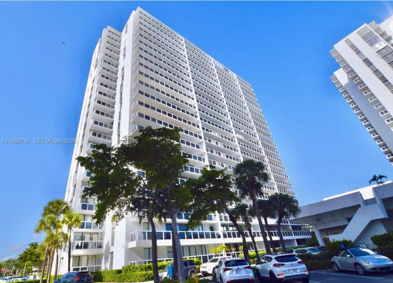 20505 E Country Club Drive 534, Aventura, FL 33180, Aventura