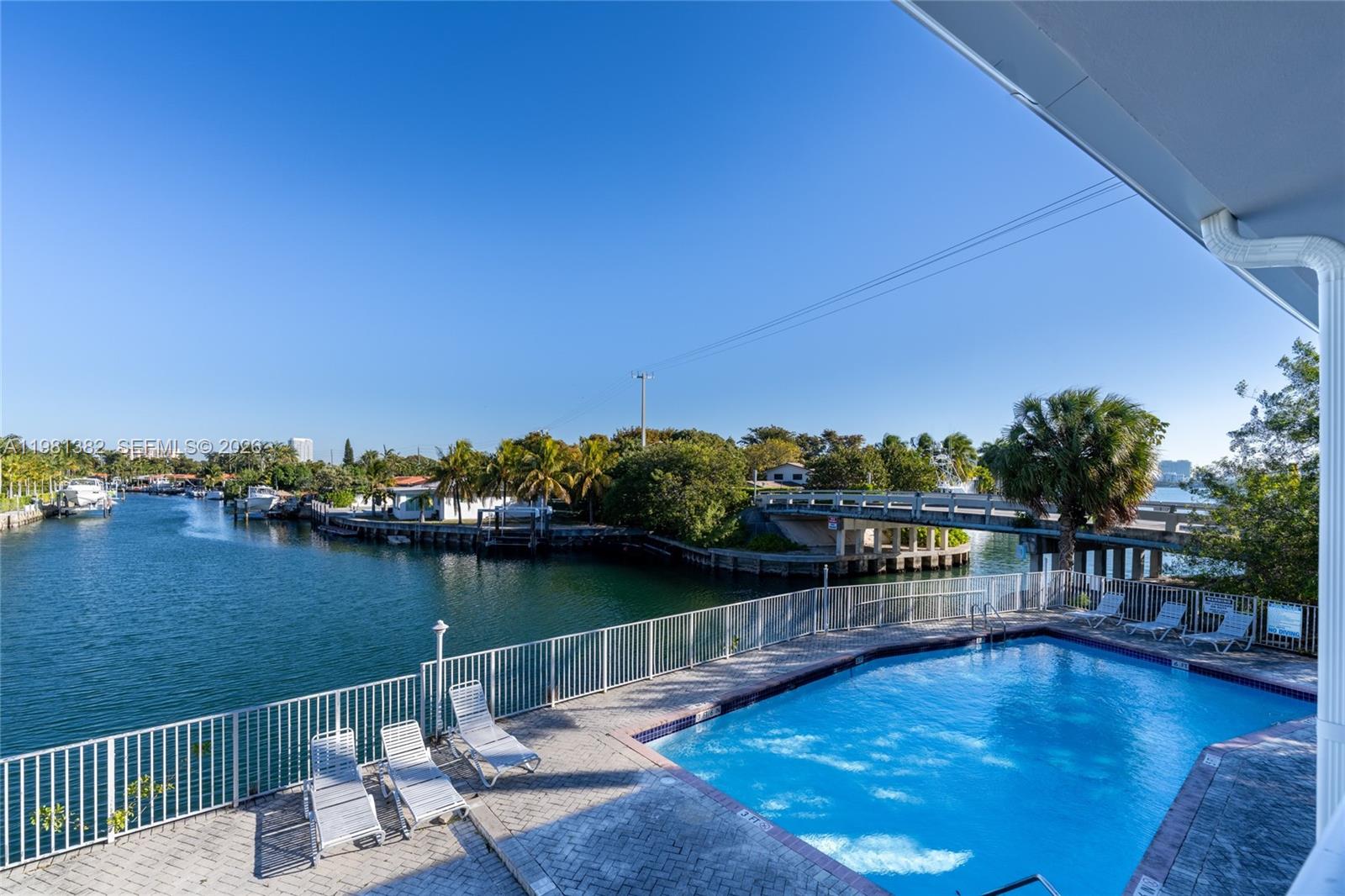 2225 NE 123rd Street 215, North Miami, FL 33181, North Miami