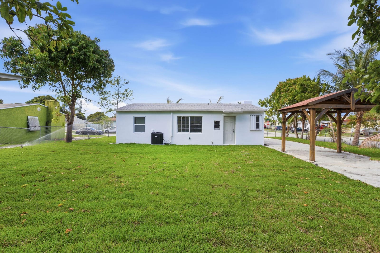2312 Redwood Road, West Palm Beach, FL 33409 photo 17