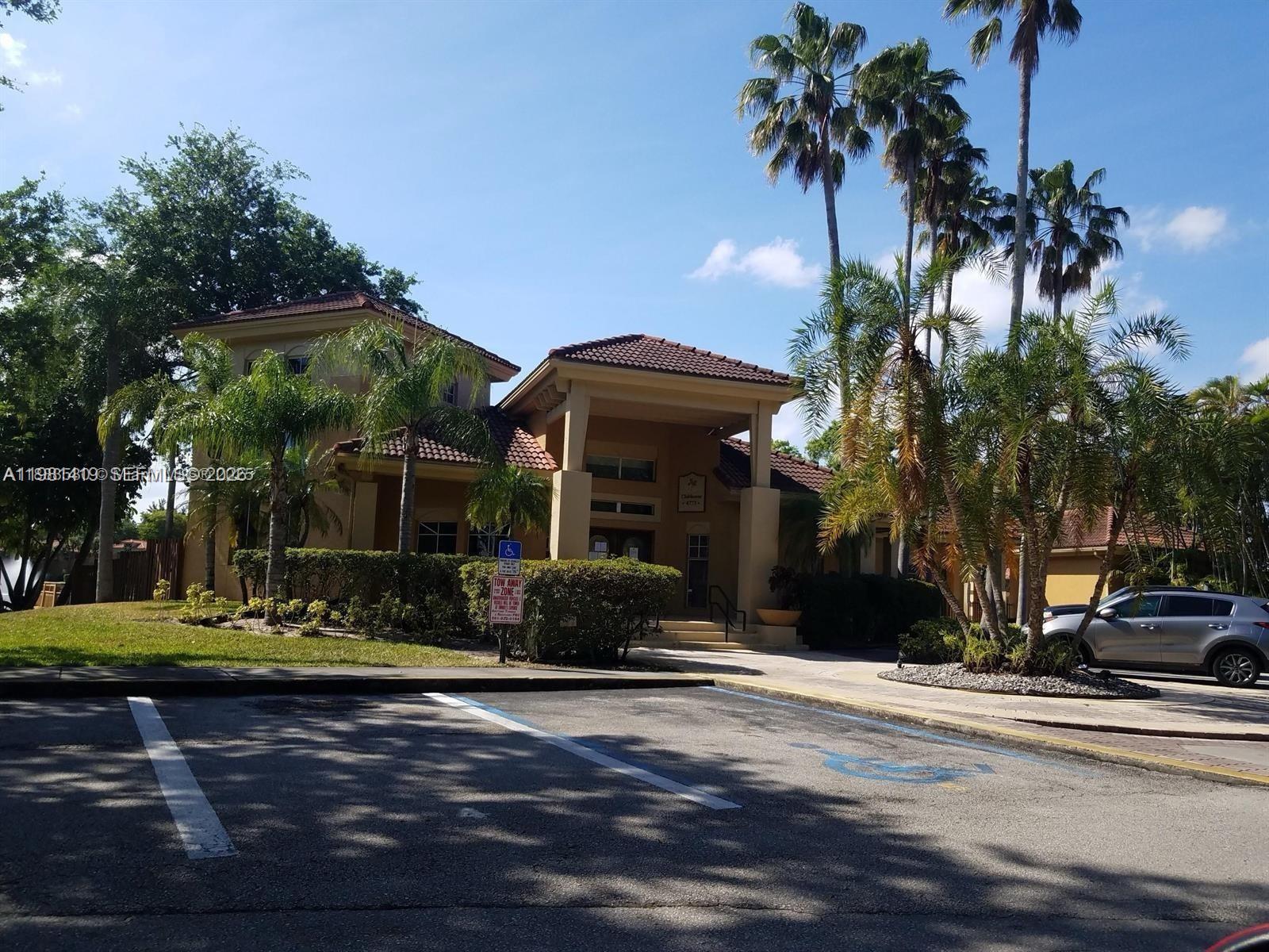 4863 Via Palm Lakes 806, West Palm Beach, FL 33417, West Palm Beach