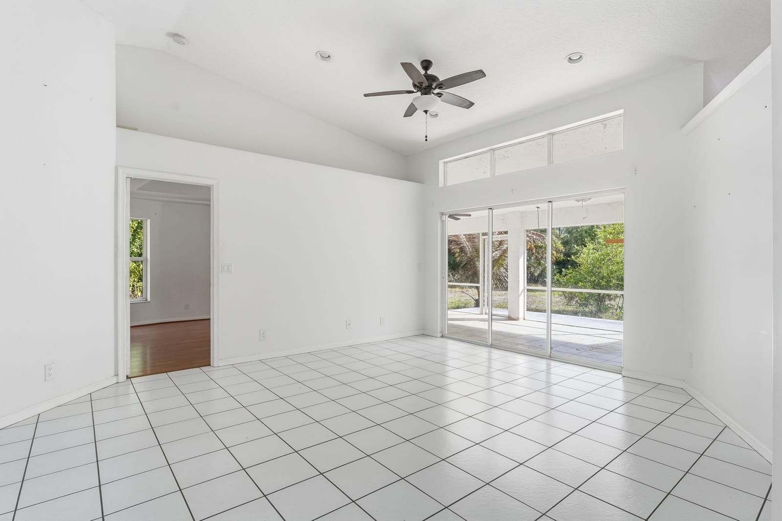 2376 Fawn Drive, Loxahatchee, FL 33470 photo 5