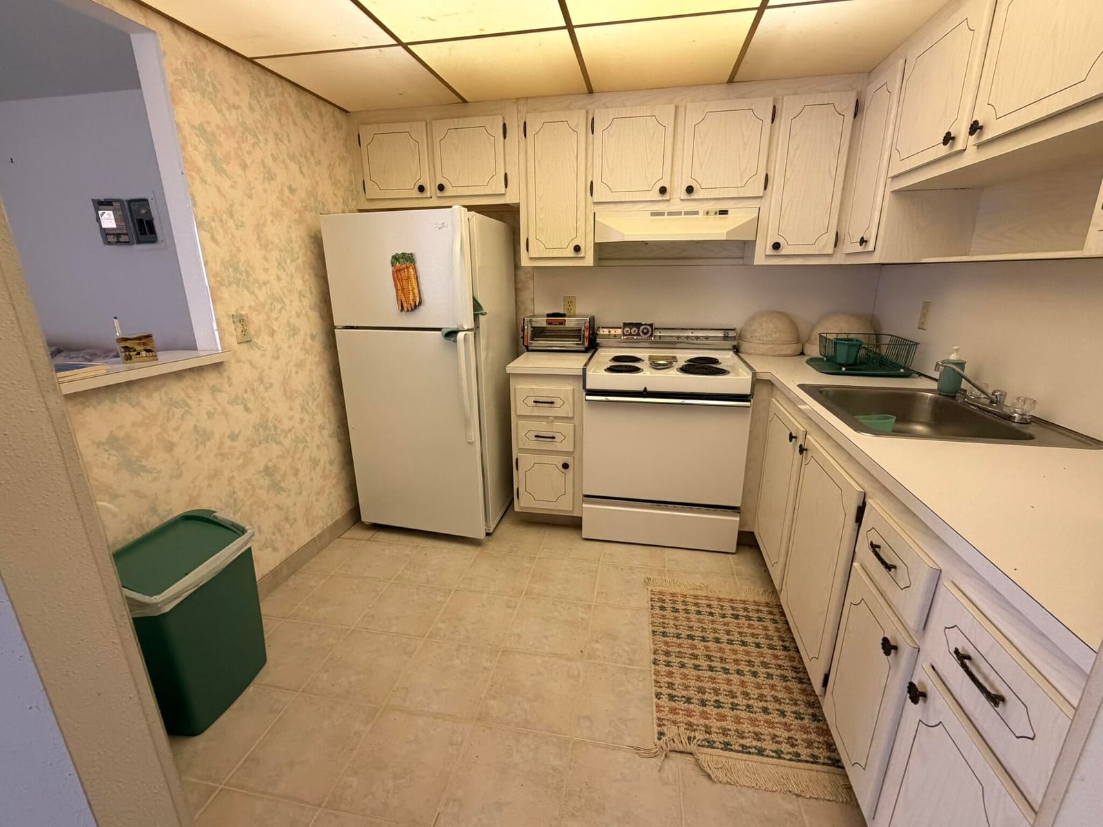 43 Valencia B, Delray Beach, FL 33446 photo 12