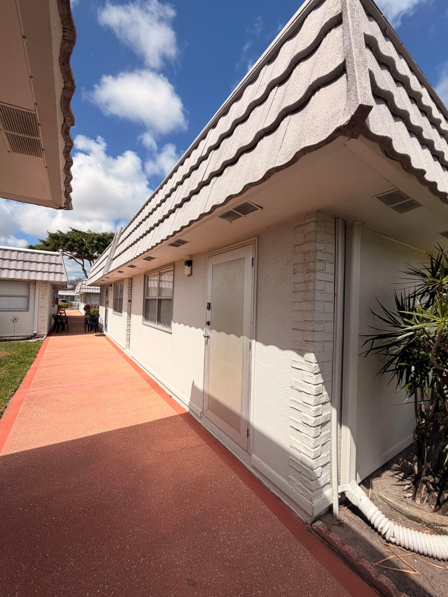 43 Valencia B, Delray Beach, FL 33446 photo 6