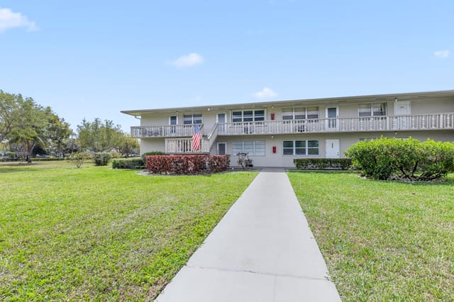 291 Northampton O, sold in Northampton Condos, West Palm Beach, FL