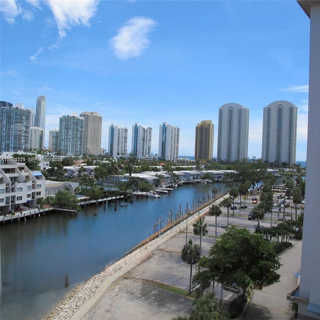 400 Kings Point Drive 812, Sunny Isles Beach, FL 33160